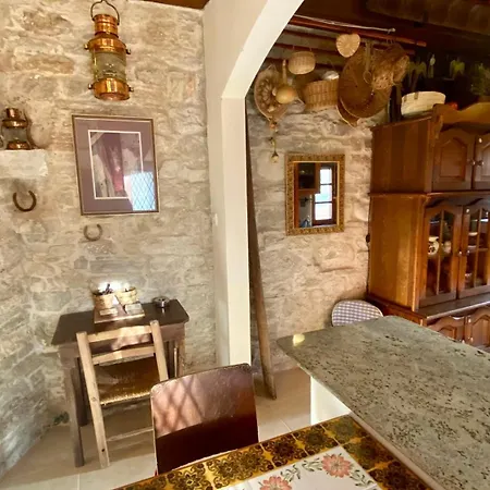 Holiday home Juliet By Trulycyprus Dhoros