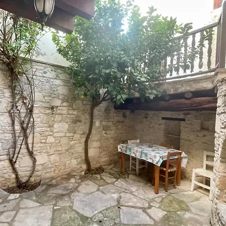 Juliet By Trulycyprus Dhoros