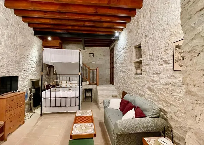 Juliet By Trulycyprus * Δωρός