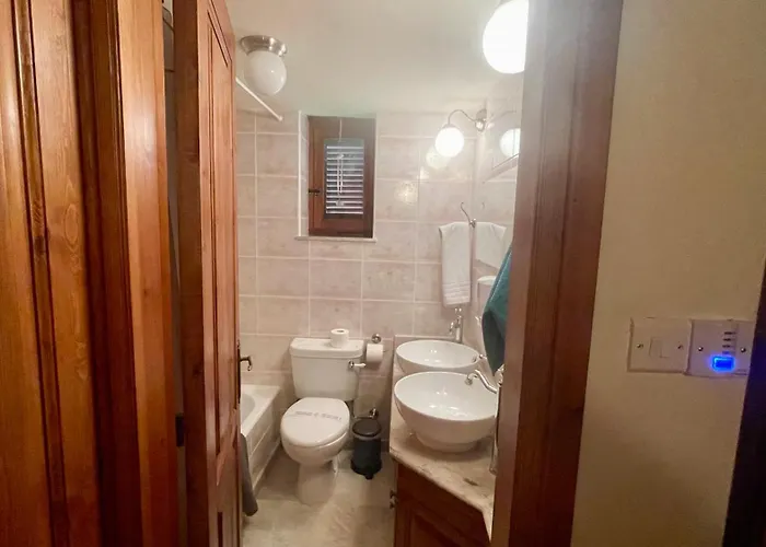 Juliet By Trulycyprus Δωρός