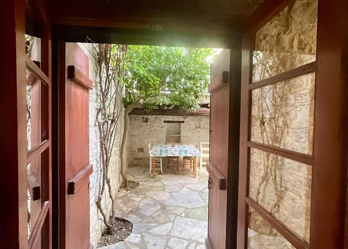 Juliet By Trulycyprus Δωρός